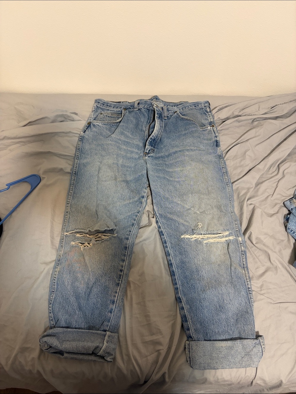 Wrangler Light Blue Relaxed Fit Distressed Jeans